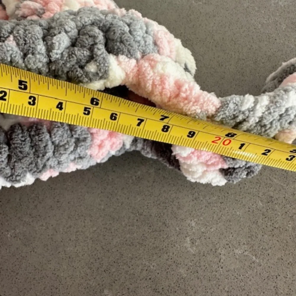 New Handmade Crochet Baby 3-Piece Set (33
